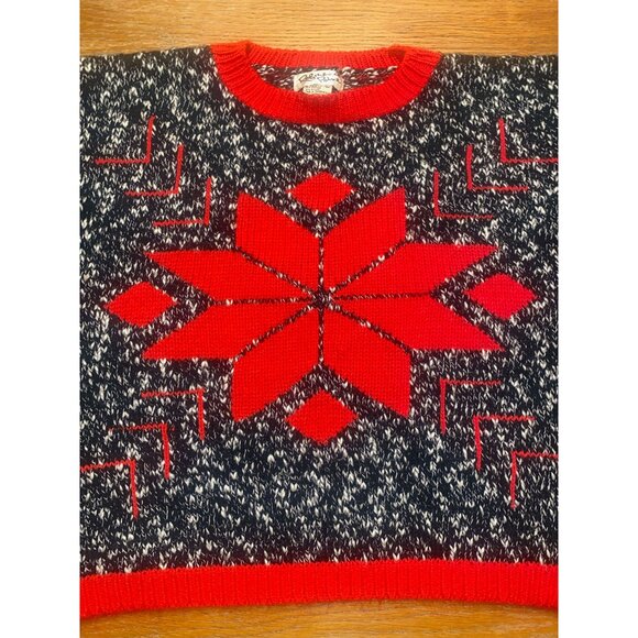 Reference Point Sweater-L - Picture 2 of 4